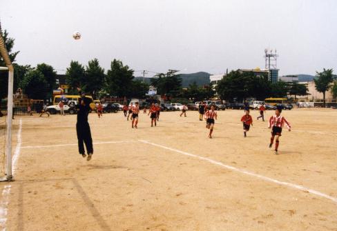 2001. 제6회 교육장기타기 초등학생 축구대회