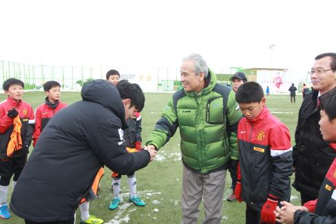 2014. 축구장 점검 및 선수단 격려