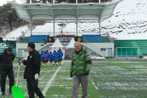 2014. 축구장 점검 및 선수단 격려 사진