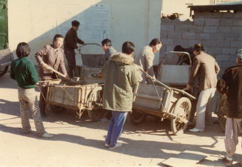1982년 달산 대지리 도로포장사업골재 채취 사진