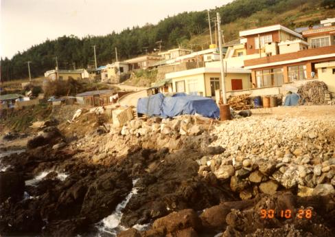 1990. 10. 28 차유마을 안길공사