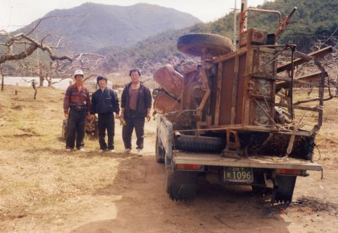 2001. 12월 축산 기암리 자원재활용품 수거 사진