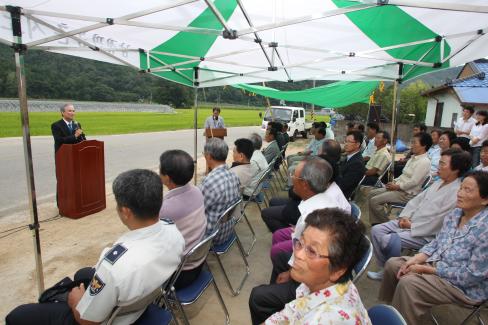 2009. 9월 남정면 봉전리 마을회관 준공식 사진