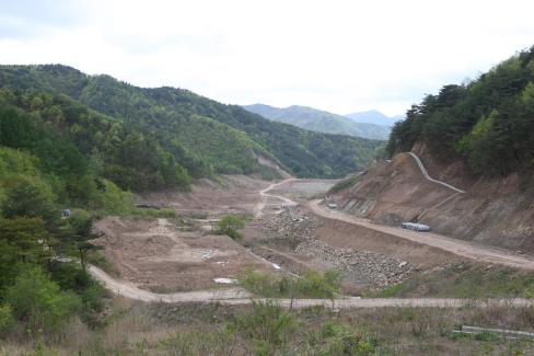 2009. 4월 축산면 대곡리 대곡저수지 공사 사진