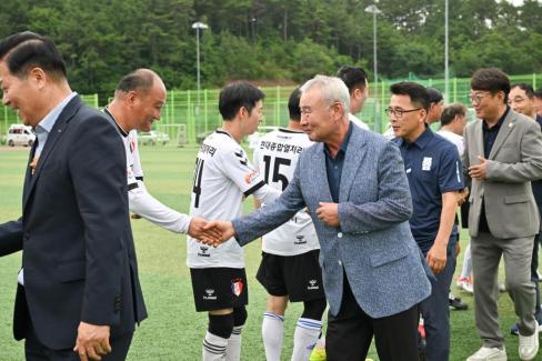 제8회 경상북도축구협회장배 동호인 축구대회 사진