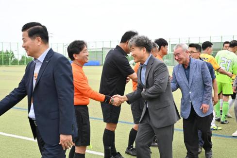 제8회 경상북도축구협회장배 동호인 축구대회 사진