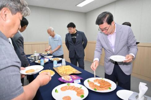 2025. 7. 3 로하수수산식품지원센터 기술자문단 발대식 및 E마트 밀키트 시식 및 레시피 교육 개강식 사진