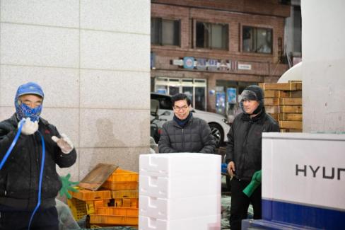 2025. 11. 29 강구수협, 북부수협 위판장 사진