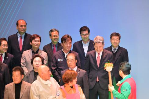 경상북도 저출생과의 전쟁 선포식 사진