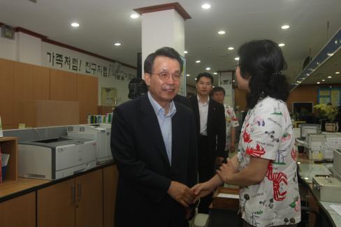 2009. 7. 24 한승수 국무총리 영덕 방문 사진