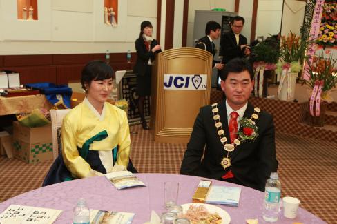 2009. 12. 1 JC 창립39년 기념식 및 회원전역식 회장단 감사 이 취임식