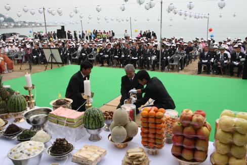 2009. 9. 14 제30회 장사상륙작전 전몰용사 합동위령제 사진