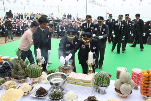 2009. 9. 14 제30회 장사상륙작전 전몰용사 합동위령제 사진