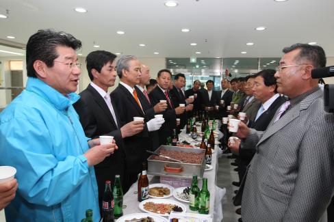 2009. 4월 축산면 축산항 활어타운 커팅식 사진