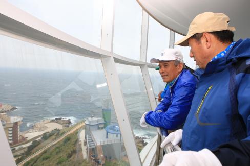 2011. 5월 축산면 죽도산 전망대 개관식 사진