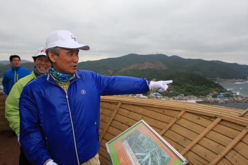 2011. 5월 축산면 죽도산 전망대 개관식 사진