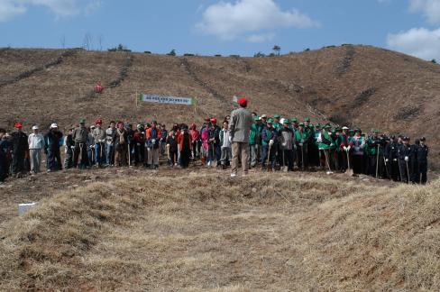 2003. 3. 21 2003 치산녹화 30주년 식목 행사