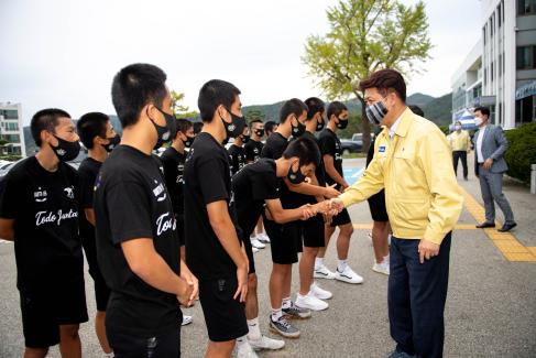 2020 영덕고등학교 축구부 준우승기념 격려 사진